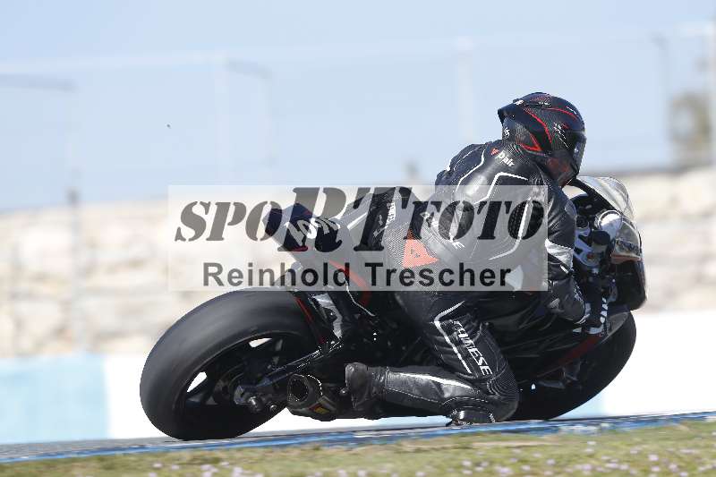 /Archiv-2024/02 29.01.-02.02.2024 Moto Center Thun Jerez/Gruppe blau-blue/1601